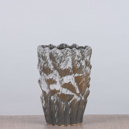 Winter Wanderer (White / Dark Grey) Ceramic Planter