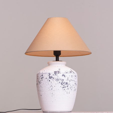 Puglia Pottery (White, Beige) Ceramic Table Lamp