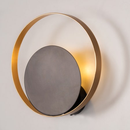 Ten Spot (Gold) Wall Light