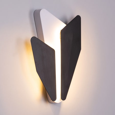 Night Bird (Black, White, Built-In LED) Wall Light